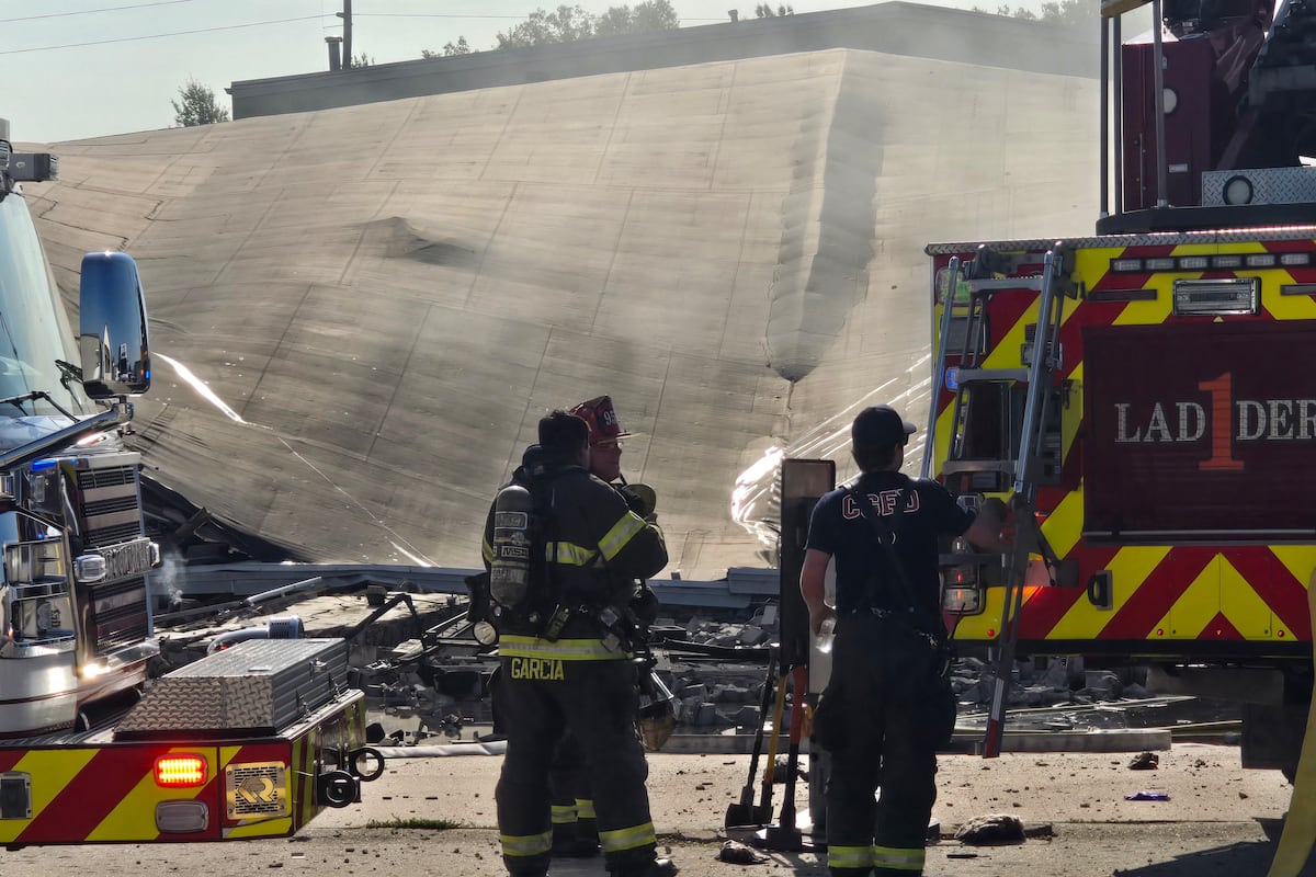 Exoploding Building Explosion leads to partial building collapse in south Cape Girardeau
