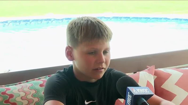 Gunner Skidmore, 13, (pictured) and his best friend, 13-year-old Kohen Chick, are being hailed...