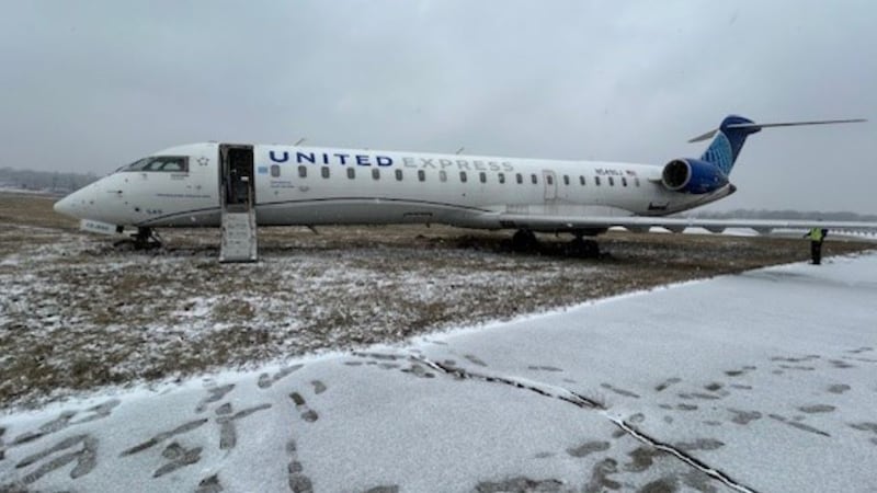 A United Regional Jet operated by GoJet Airlines slid off the taxiway at St. Louis Lambert...