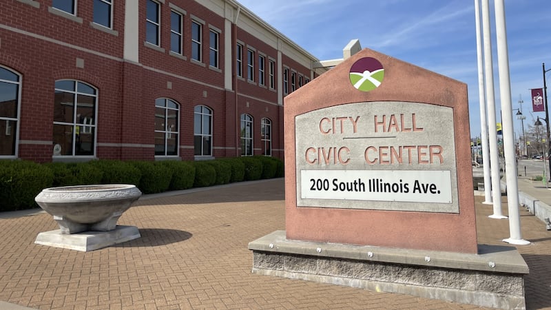 Carbondale, Illinois residents will be able to dispose of general trash on Fridays in May.