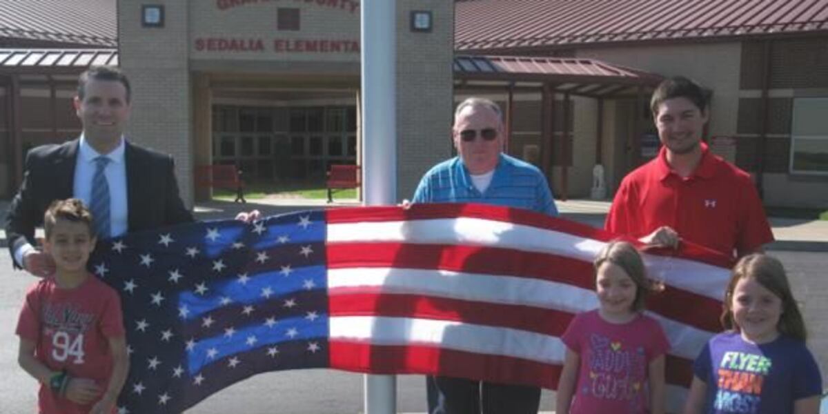 Sedalia Elementary School receives gift of American flag