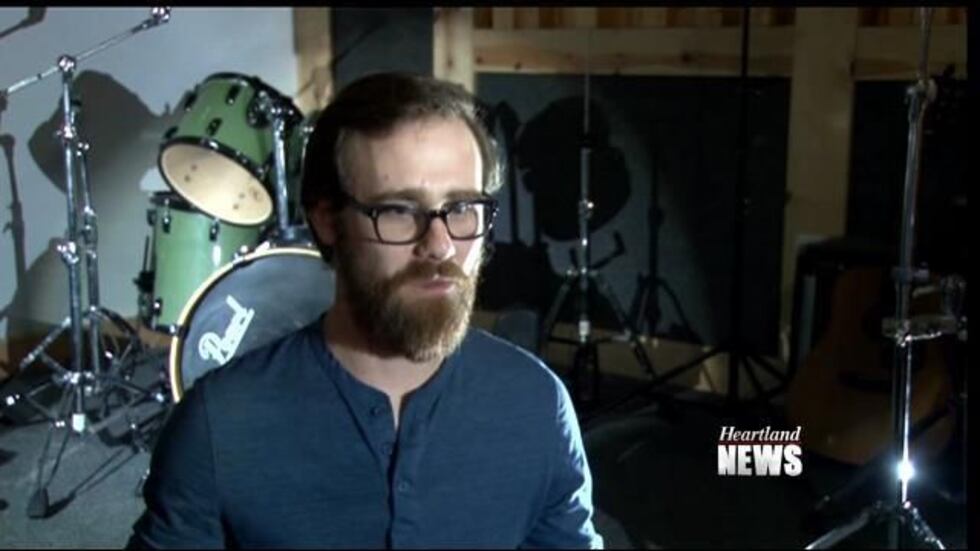 Twin brothers from Bernie, Missouri are creating quite a stir on a national talent show.