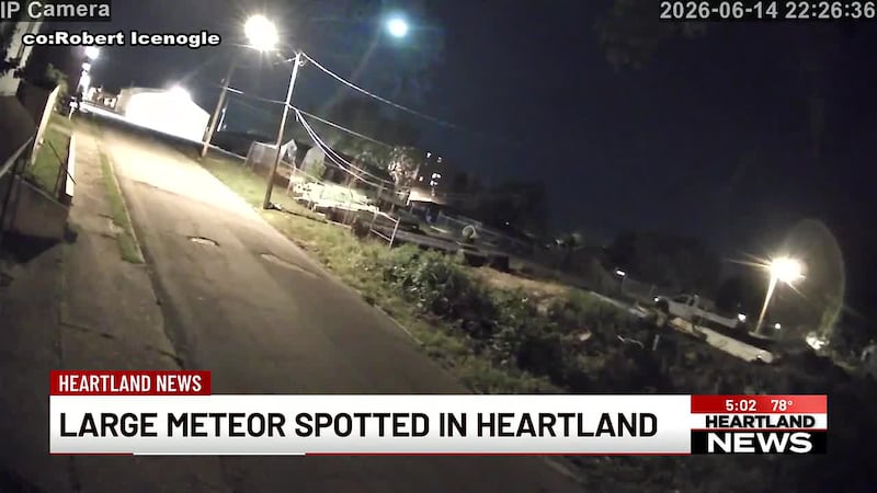 Large meteor spotted in the Heartland